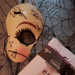 Broken doll costume accessories